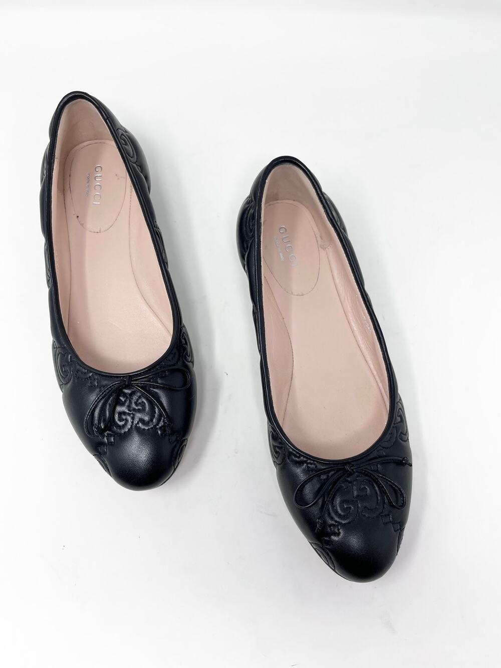 Gucci Black Leather GG Monogram Embossed Ballet Flat Bow Size 37 EU 7 US